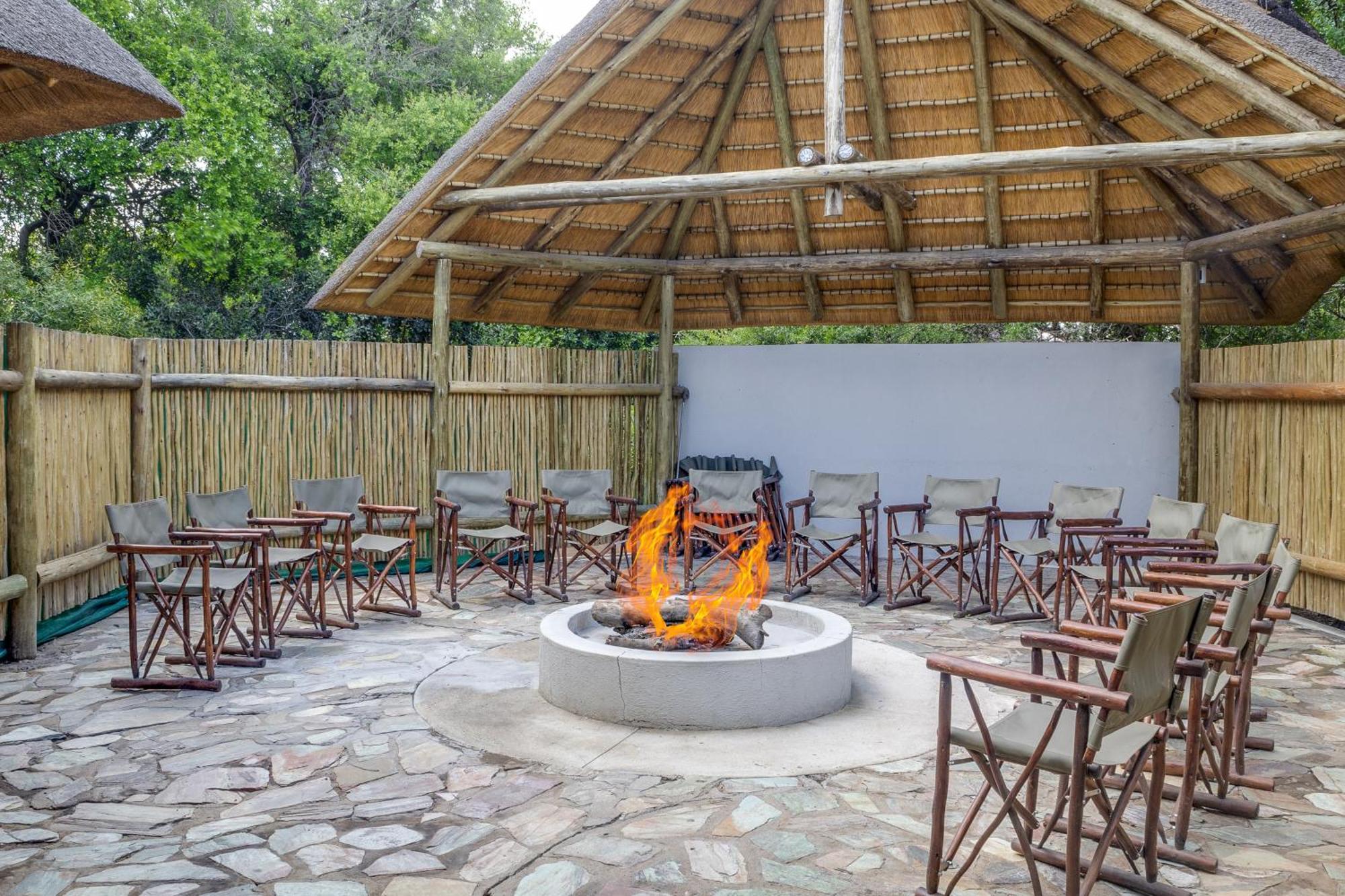 Tangala Safari Camp Lodge *